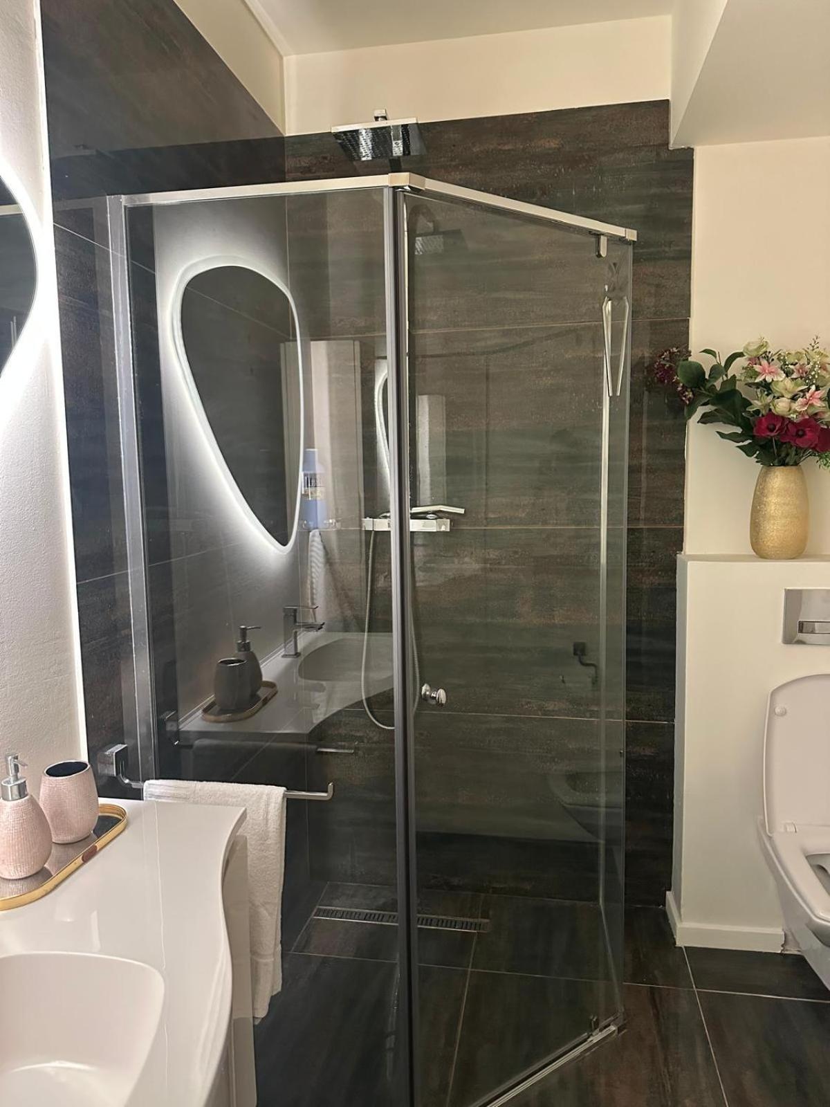 Năvodari Sea View Luxury Apartament מראה חיצוני תמונה